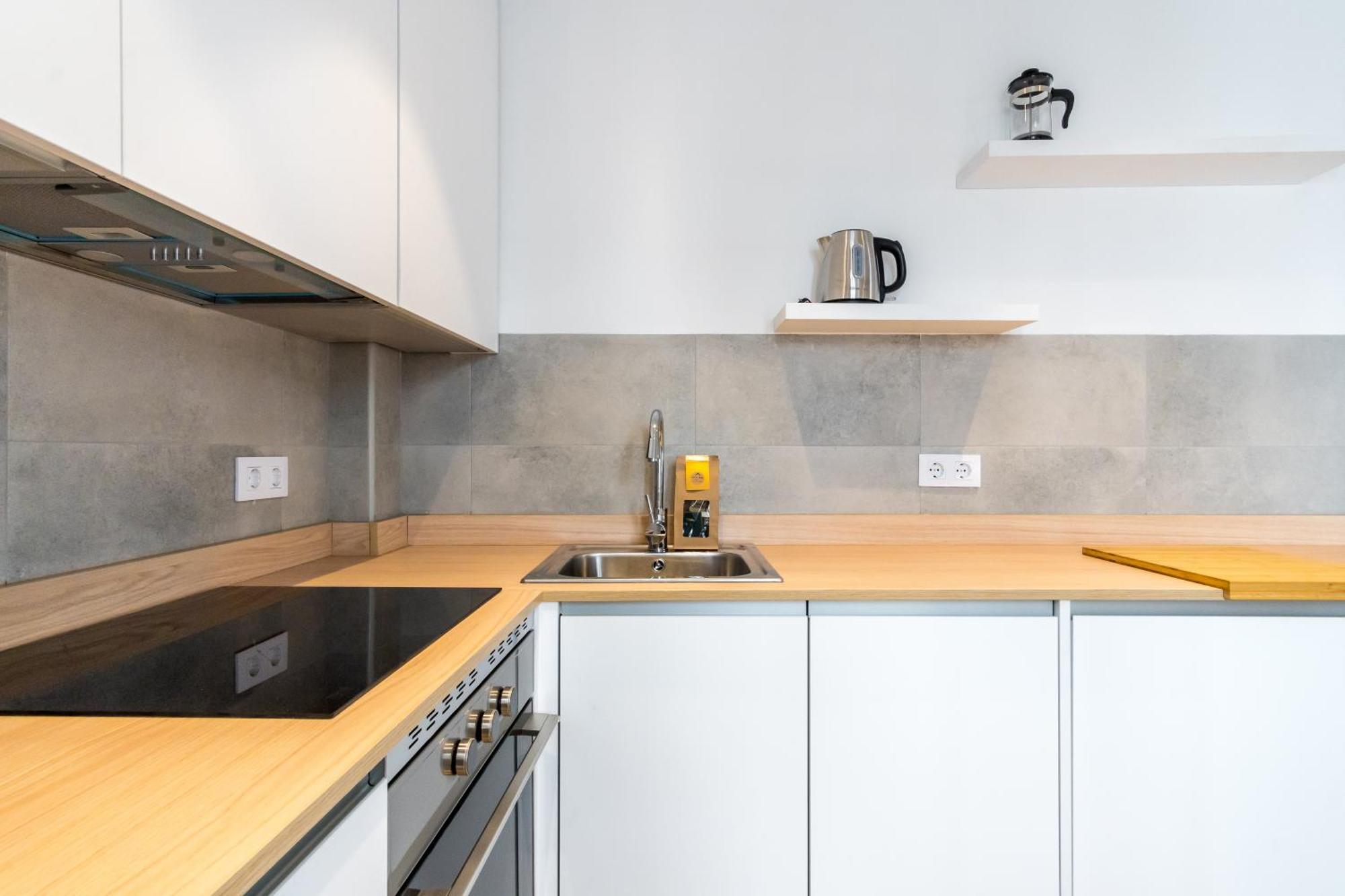 Bright Modern - 2Bedrooms 1Bathroom - Delicias مدريد المظهر الخارجي الصورة