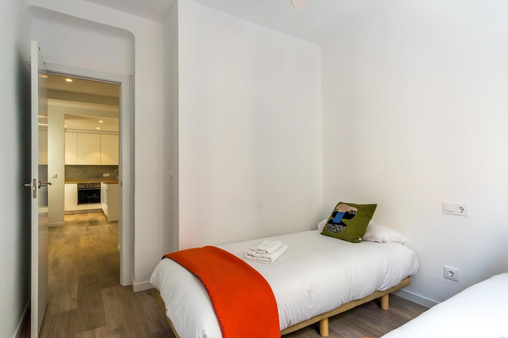 Bright Modern - 2Bedrooms 1Bathroom - Delicias مدريد المظهر الخارجي الصورة
